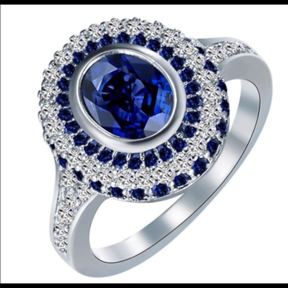 Ring - Picture 2 of 6